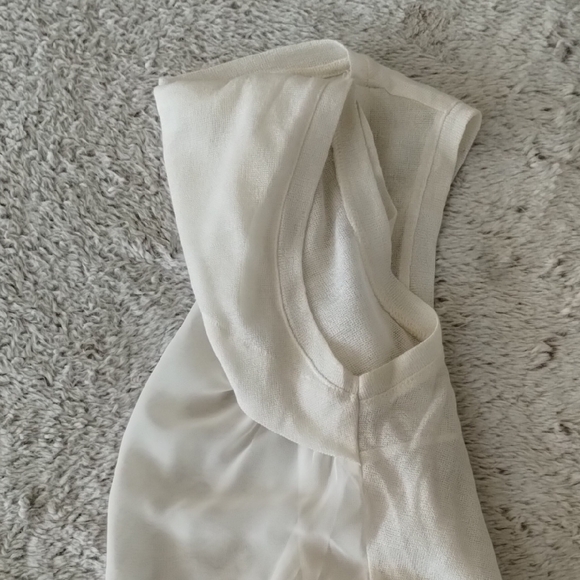 Zara Sleeveless Cream Top - Picture 13 of 15